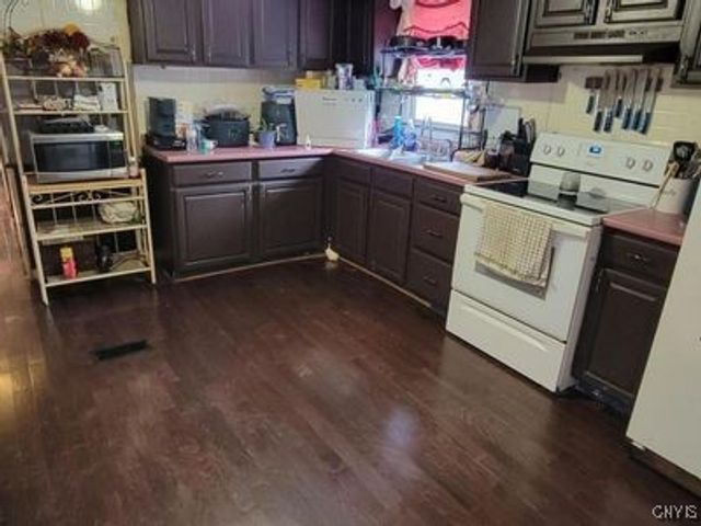 31 Stewart Street, Manheim, NY 13329