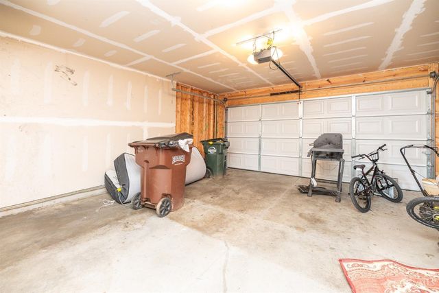 900 Third Street, Trenton, OH 45067
