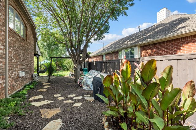 8302 Tanglerose Drive, Frisco, TX 75033