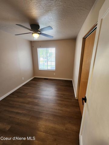 240 W Navaho Ave, Post Falls, ID 83854