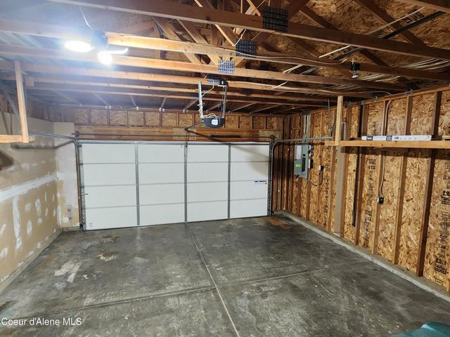 240 W Navaho Ave, Post Falls, ID 83854