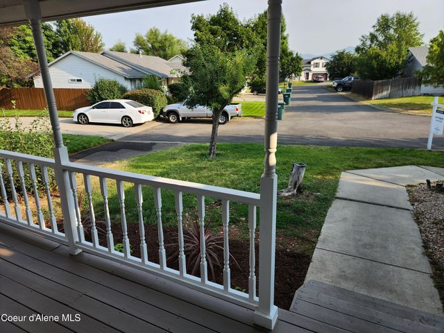 240 W Navaho Ave, Post Falls, ID 83854