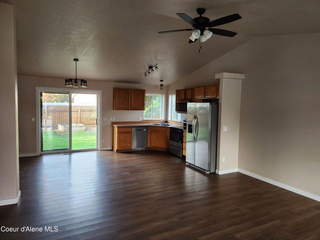 240 W Navaho Ave, Post Falls, ID 83854