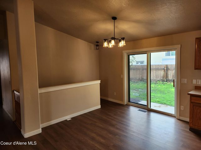 240 W Navaho Ave, Post Falls, ID 83854