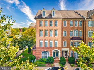 3687 SPRING HOLLOW LN #3687, Frederick, MD 21704