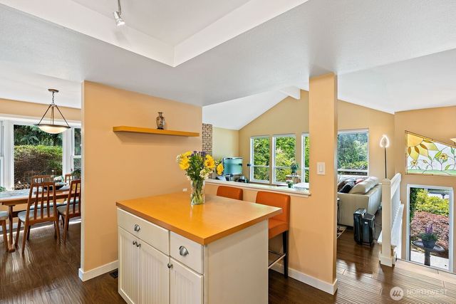 17117 NE 84th Street, Redmond, WA 98052