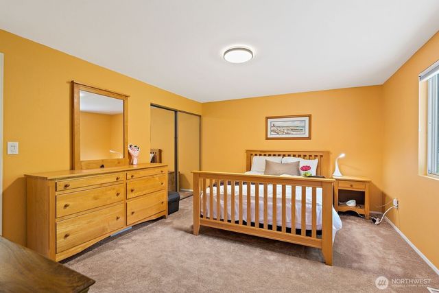 17117 NE 84th Street, Redmond, WA 98052