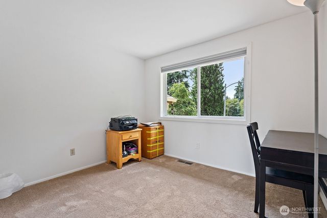 17117 NE 84th Street, Redmond, WA 98052