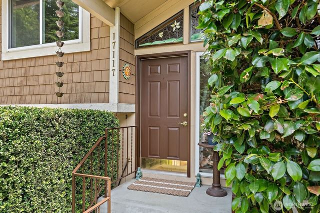 17117 NE 84th Street, Redmond, WA 98052