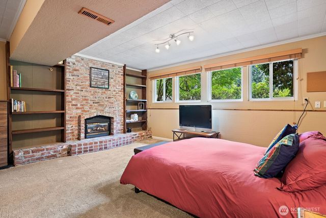 17117 NE 84th Street, Redmond, WA 98052