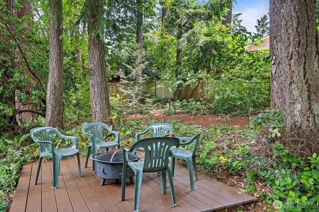 17117 NE 84th Street, Redmond, WA 98052