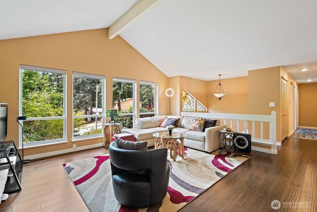 17117 NE 84th Street, Redmond, WA 98052