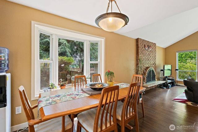 17117 NE 84th Street, Redmond, WA 98052