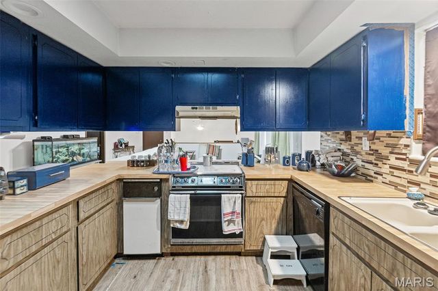 2006 Maple Tree Lane, Sauget, IL 62206