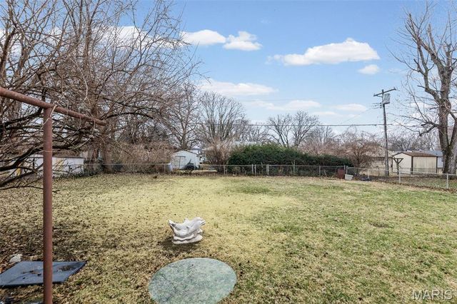 2006 Maple Tree Lane, Sauget, IL 62206