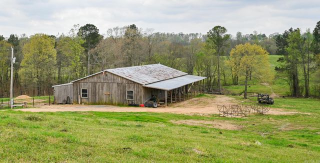 665 Highway 246, Umpire, AR 71971