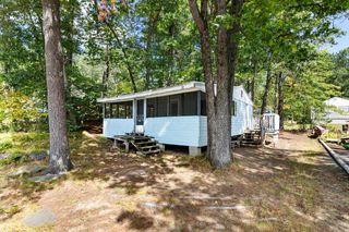 22 Nolet Avenue, Salem, NH 03079