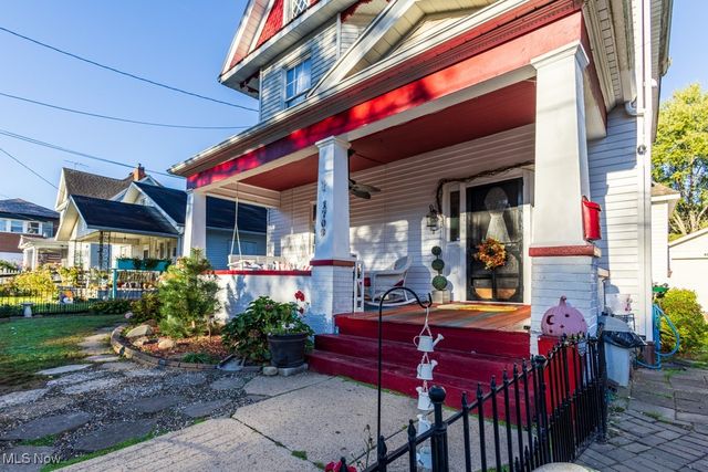 1709 Oak Street, Parkersburg, WV 26101