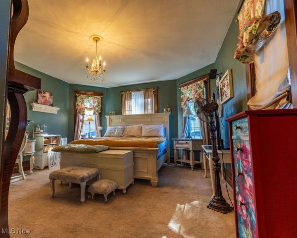 1709 Oak Street, Parkersburg, WV 26101