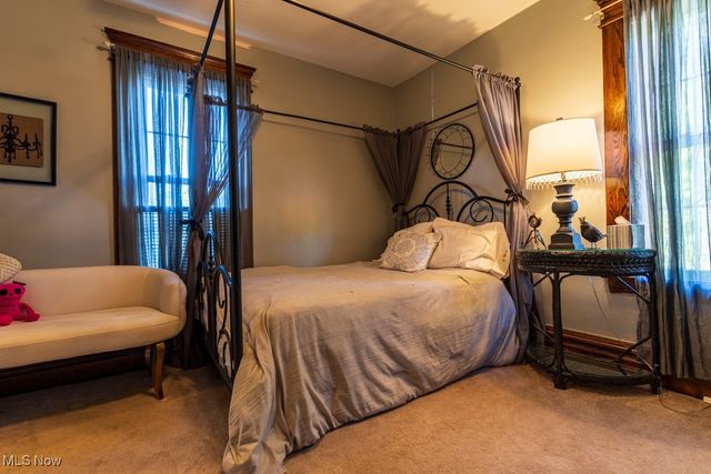 1709 Oak Street, Parkersburg, WV 26101