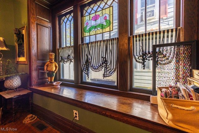 1709 Oak Street, Parkersburg, WV 26101