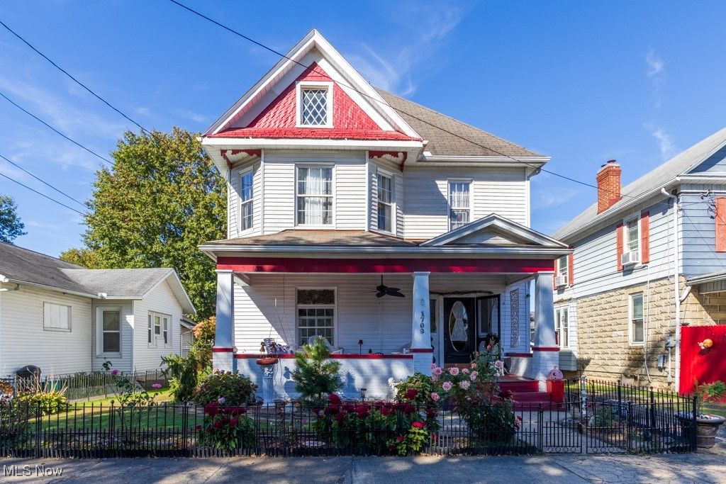 1709 Oak Street, Parkersburg, WV 26101