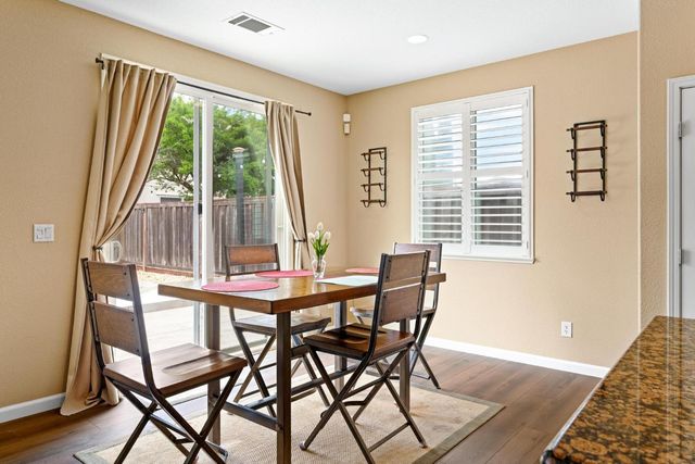 15901 Four Corners Ct, Lathrop, CA 95330