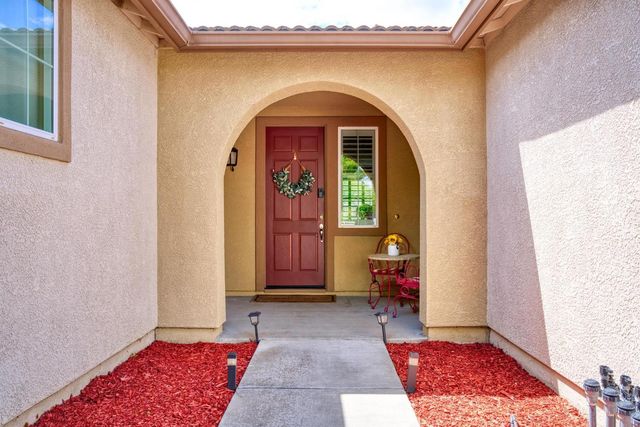 15901 Four Corners Ct, Lathrop, CA 95330