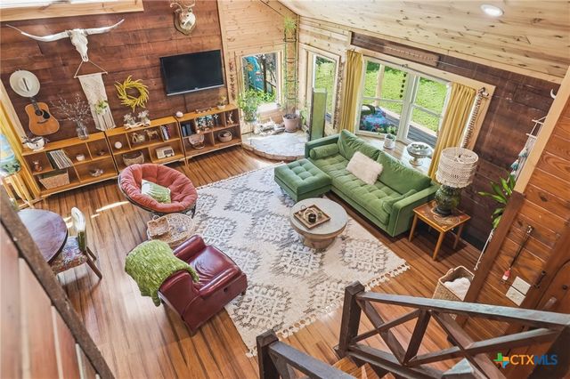 117 Roundup Drive, Wimberley, TX 78676