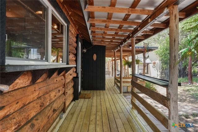117 Roundup Drive, Wimberley, TX 78676