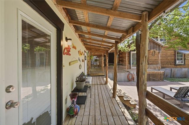 117 Roundup Drive, Wimberley, TX 78676