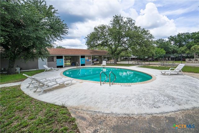 117 Roundup Drive, Wimberley, TX 78676