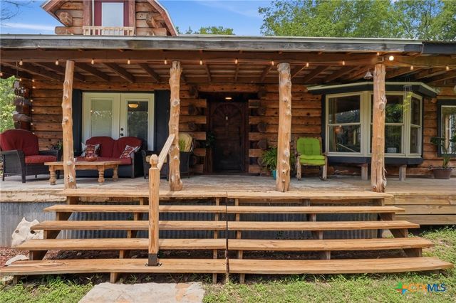 117 Roundup Drive, Wimberley, TX 78676
