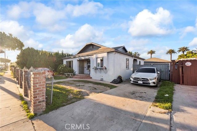 3165 Oakwood Avenue, Lynwood, CA 90262