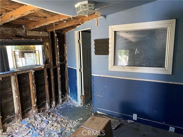 3165 Oakwood Avenue, Lynwood, CA 90262