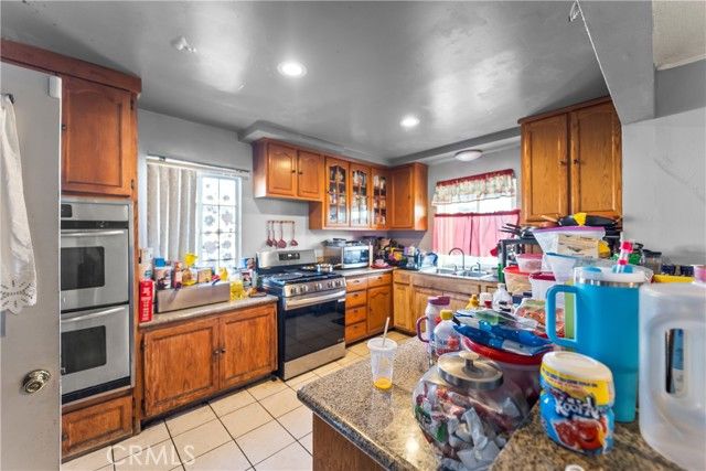 3165 Oakwood Avenue, Lynwood, CA 90262