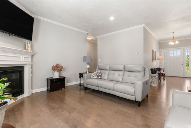 4 Meadow Lane, Blackstone, MA 01504
