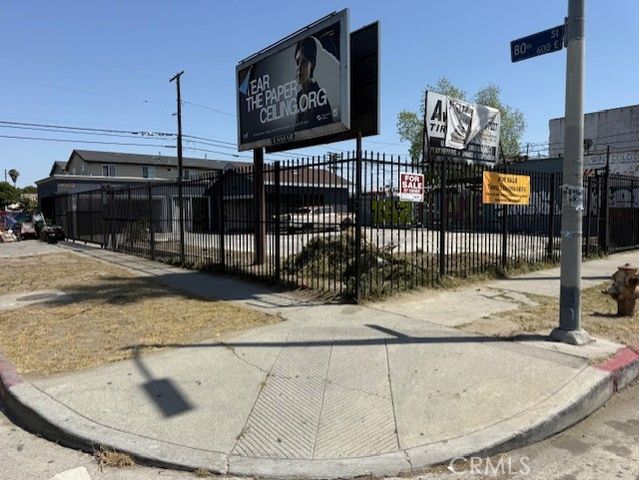 8000 Avalon, Los Angeles, CA 90003