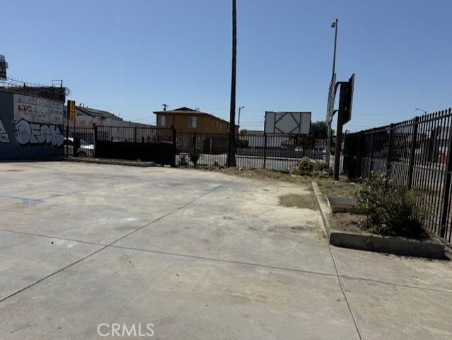 8000 Avalon, Los Angeles, CA 90003