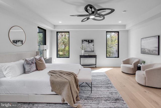 8313 SYRACUSE CIR, Vienna, VA 22180