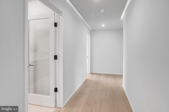 8313 SYRACUSE CIR, Vienna, VA 22180