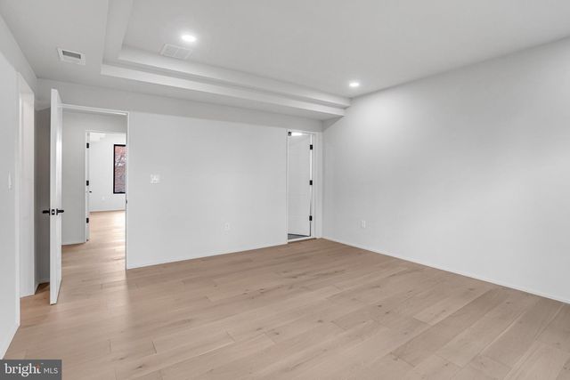 8313 SYRACUSE CIR, Vienna, VA 22180