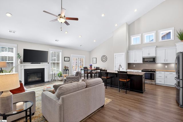 619 Minster Court, Moore, SC 29369