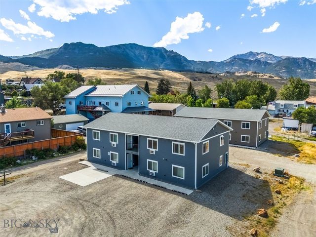 301 Spring Street, Gardiner, MT 59030 property photo
