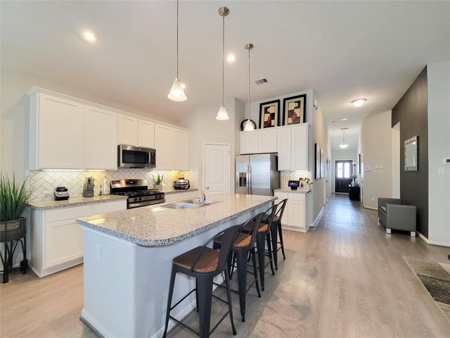 10719 Stella Pond Lane, Houston, TX 77016