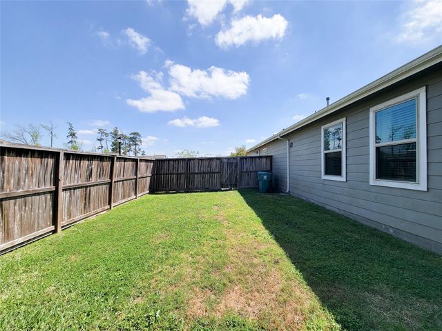 10719 Stella Pond Lane, Houston, TX 77016