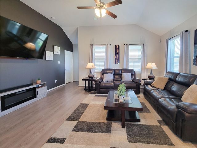 10719 Stella Pond Lane, Houston, TX 77016