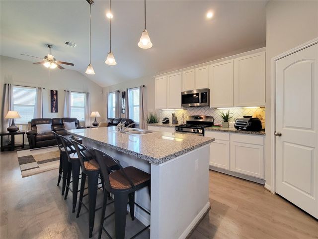 10719 Stella Pond Lane, Houston, TX 77016