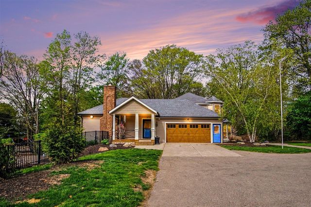 5030 Rosewood Lane, Hudsonville, MI 49426