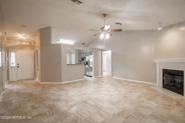 1736 DAYTONA Lane, Jacksonville, FL 32218